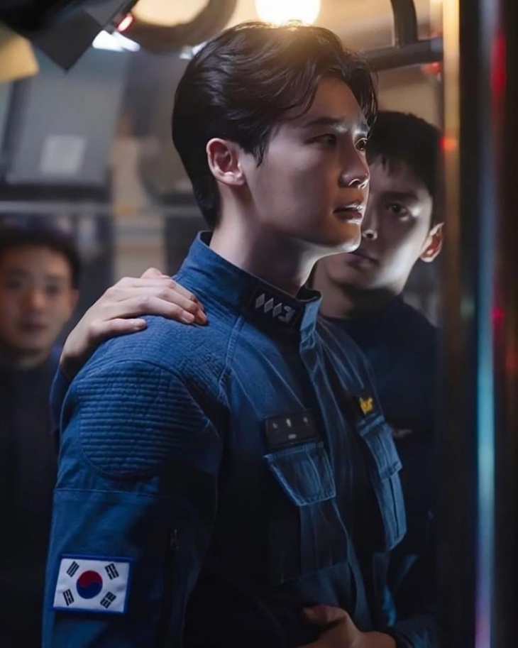Dibintangi Lee Jong-suk, Film Terorisme ‘Decibel’ Rilis Trailer Perdananya