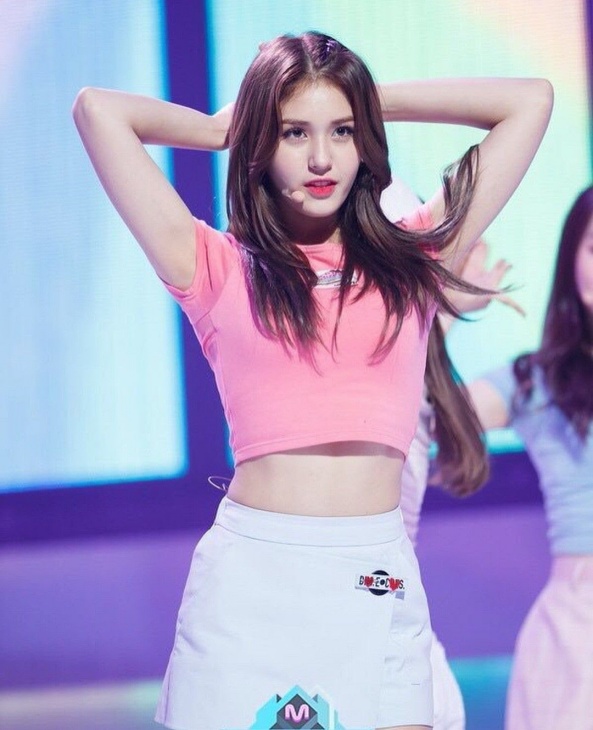 Somi pada I.O.I. (Foto KoreaBoo)