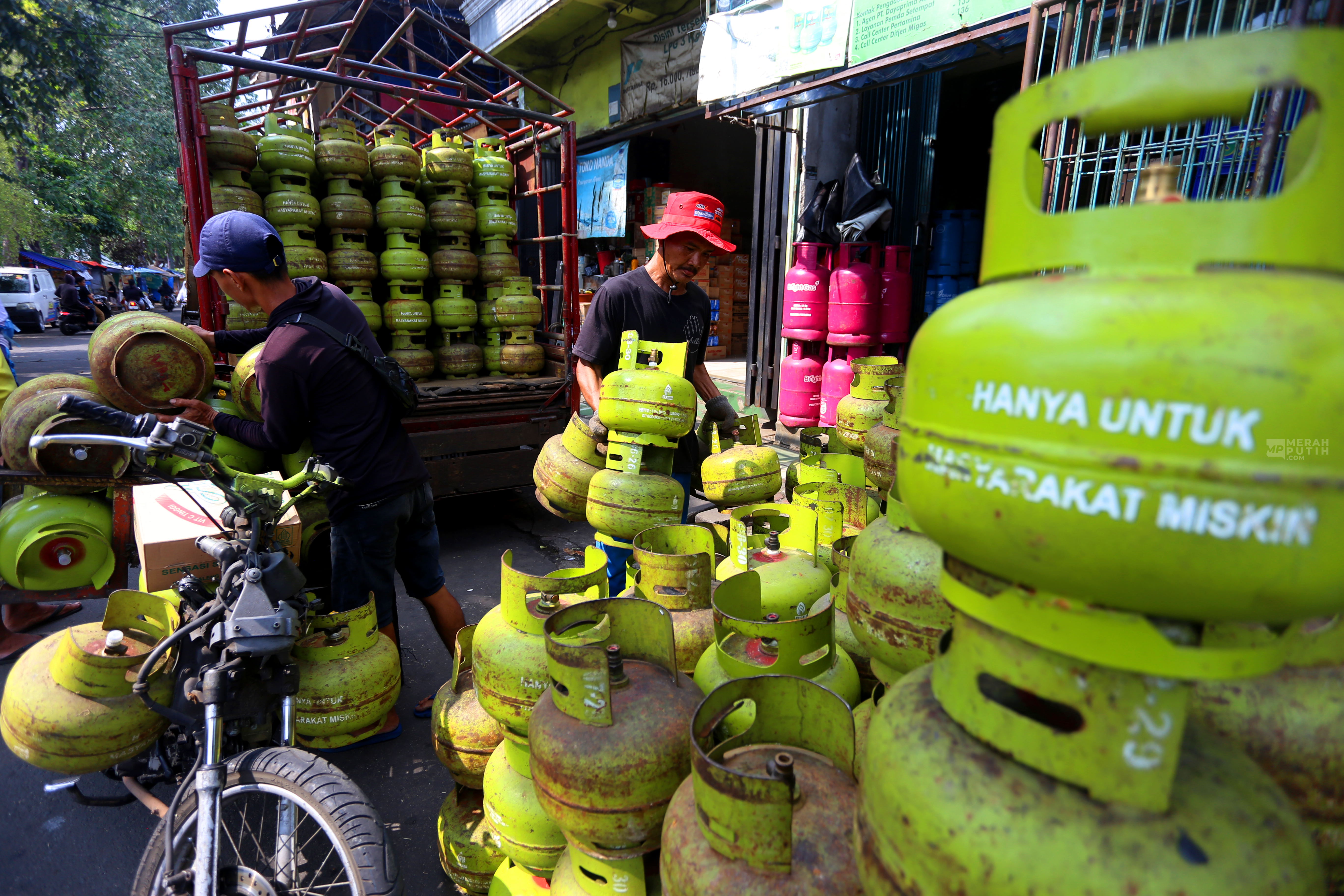 ESDM Stok Pastikan LPG 3 Kg Bersubsidi Aman, Sedangkan Harga LPG 12 Kg Naik ke Rp228 Ribu