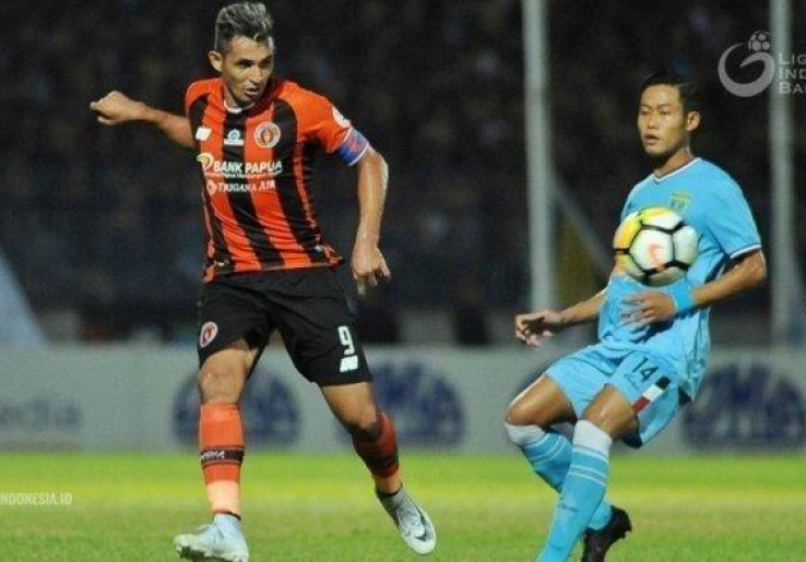 Simic Tidak Bisa Main, Persija Gaet Calon Pemain Naturalisasi