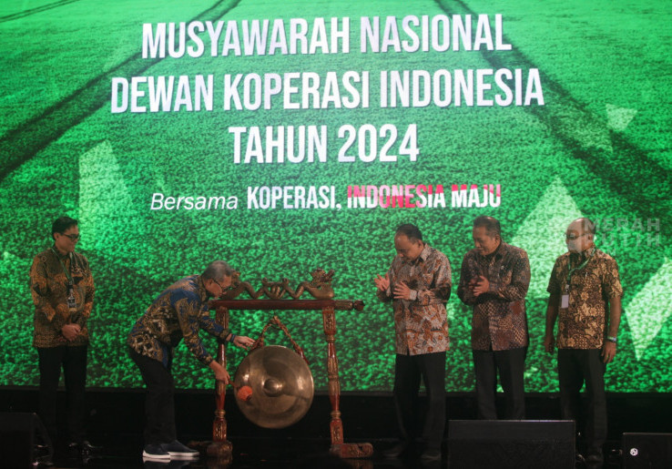 Menko Pangan Zulhas Buka Munas Dekopin Tahun 2024 di Jakarta