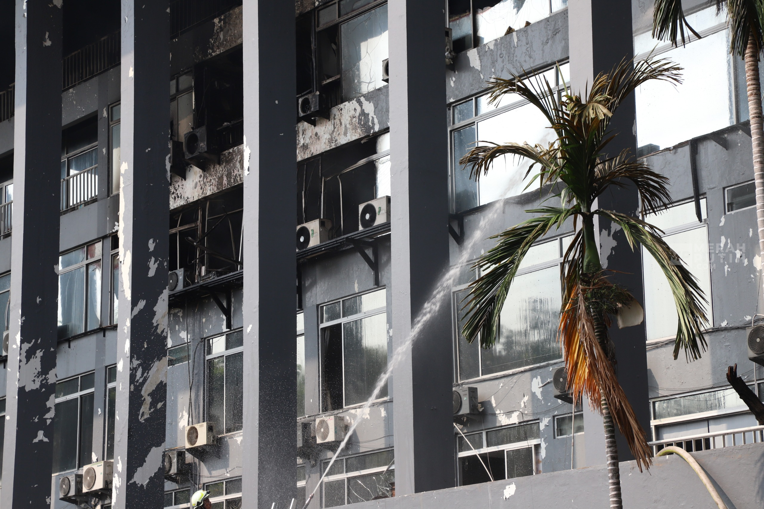 Sumber Api Kebakaran Gedung Bakamla dari Lantai 6 Kantor Komnas Perempuan
