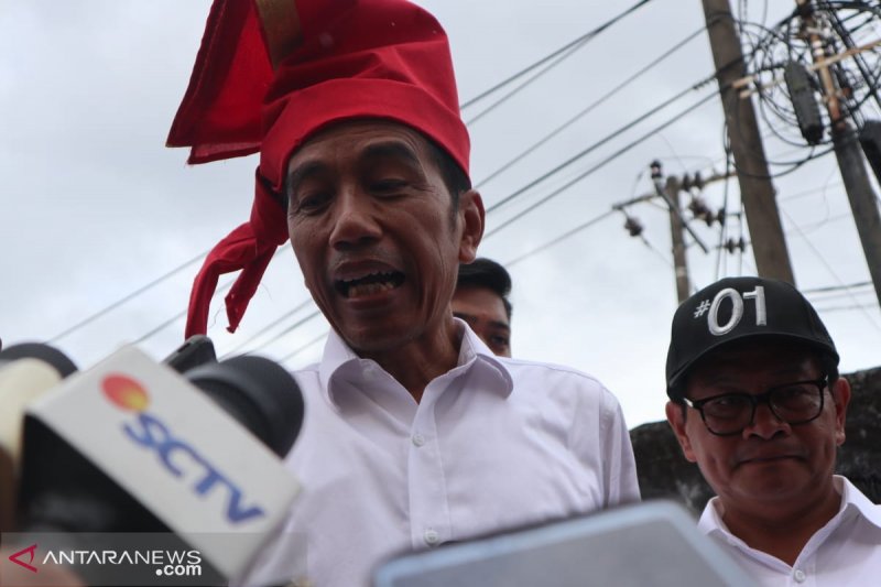  Jokowi Tegaskan Pemberantasan Korupsi Tidak Pandang Bulu