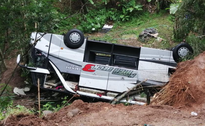 Polisi Olah TKP Kecelakaan Maut Bus Sri Padma Kencana