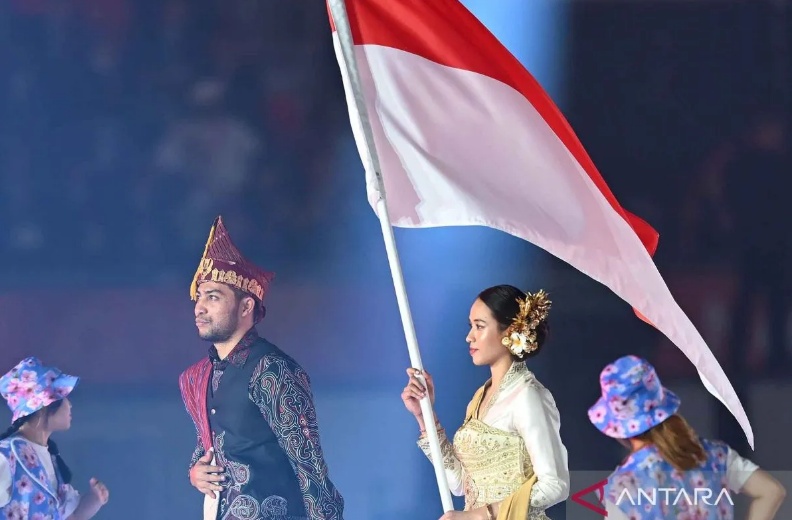 Sentuhan Ulos dan Adat Bali, Atlet Indonesia Hentak Pembukaan Asian Games 2026