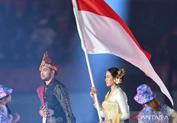 Sentuhan Ulos dan Adat Bali, Atlet Indonesia Hentak Pembukaan Asian Games 2026