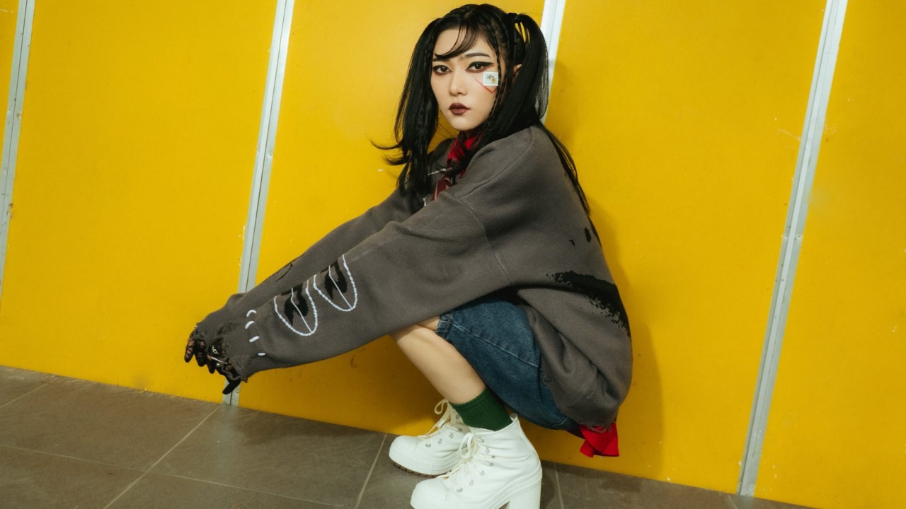 Isyana Sarasvati Lepas Single 'Menarilah dengan Jiwamu' Rayakan Setiap Pencapaian Diri