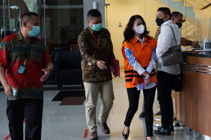 Penyuap Mantan Bupati Buru Selatan Segera Diadili