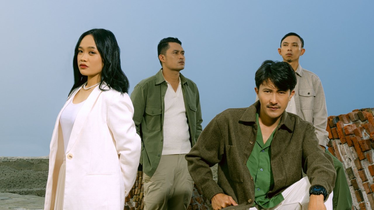 Lirik Puitis 'Beralih' Single Debut Terbit Dari Selatan Bicara