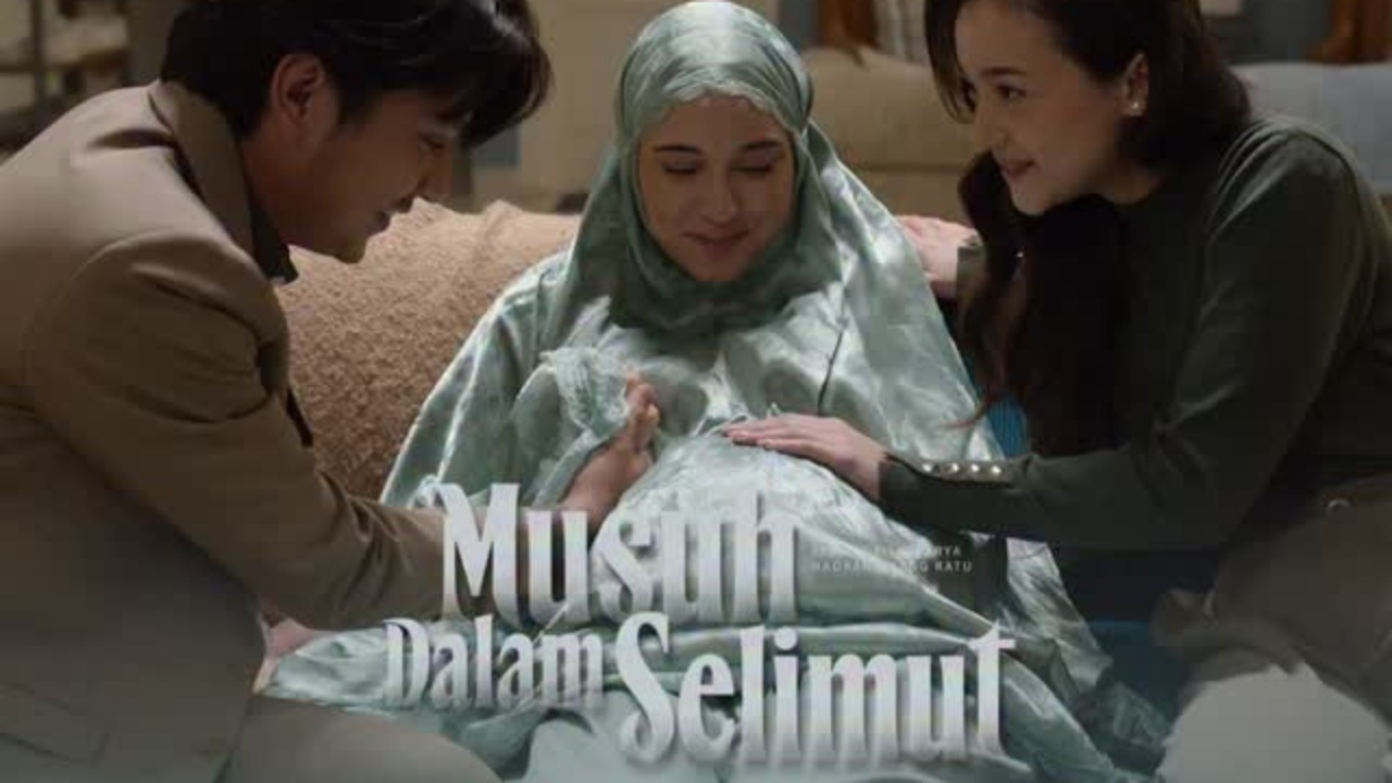 Yasmin Napper dan Megan Domani Beradu Peran di Film 'Musuh Dalam Selimut'