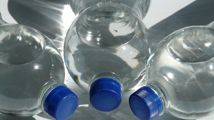 Gunakan Botol Minum Kemasan Sekali Saja