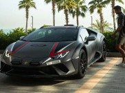 Lamborghini Hadirkan Koleksi Pakaian Pantai, Termahal Rp 10,5 Juta