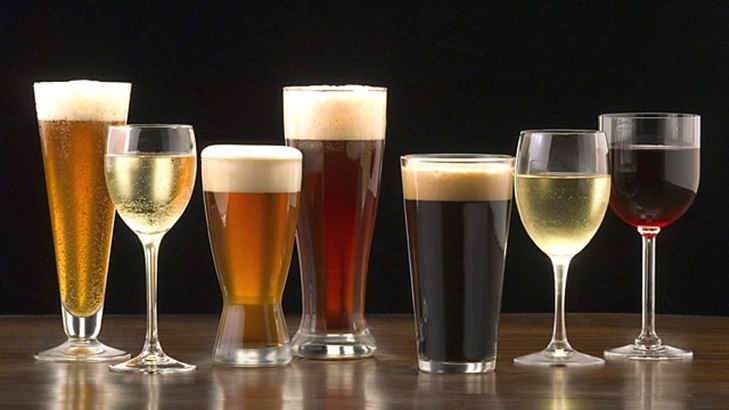 Konsumsi Alkohol Jangan Lebih dari 14 Unit Seminggu!