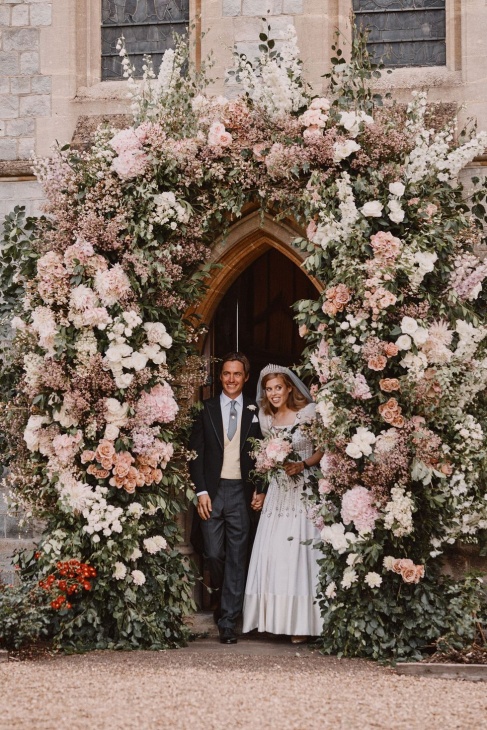 Pernikahan Princess Beatrice dan Edoardo Mapelli Mozzi. (Foto Harper's Bazaar) 