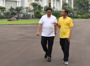 Olah Raga Bersama Airlangga Hartarto, Presiden Jokowi Bahas Motor dan Cawapres