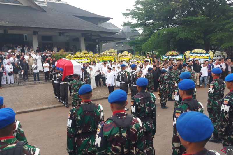 Kenang Mendiang Eddie Nalapraya, Rano Karno Berencana Jadikan Pencak Silat Ekskul Sekolah