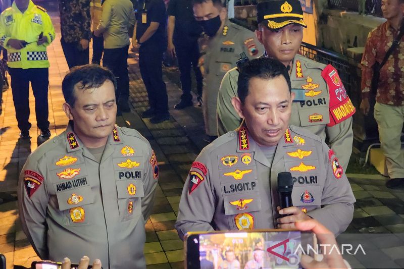 Kapolri Prediksi 44 Juta Orang akan Bepergian Selama Nataru