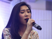 Luncurkan Album Kedua, Isyana Sarasvati Dapat kejutan oleh Isyanation