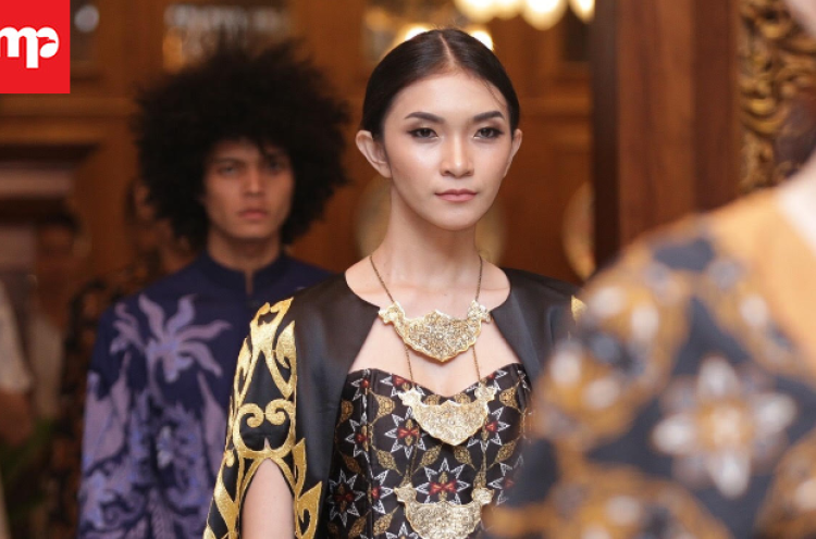 Ambah Batik Kembali Gelar Fashion Show