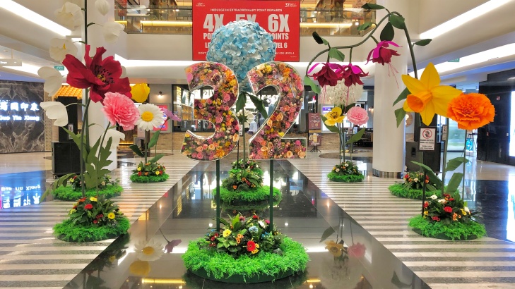 Perayaan Ulang Tahun Plaza Indonesia ke-32 Bernuansa Musim Semi
