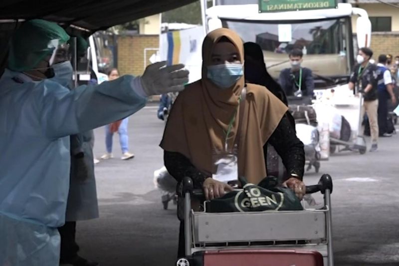 Relawan Jokowi Pulangkan Puluhan Pekerja Migran Bermasalah dari Arab Saudi
