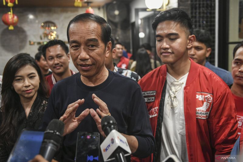 Airlangga Pastikan Jokowi Dapat Peran di Pemerintahan Prabowo - Gibran 