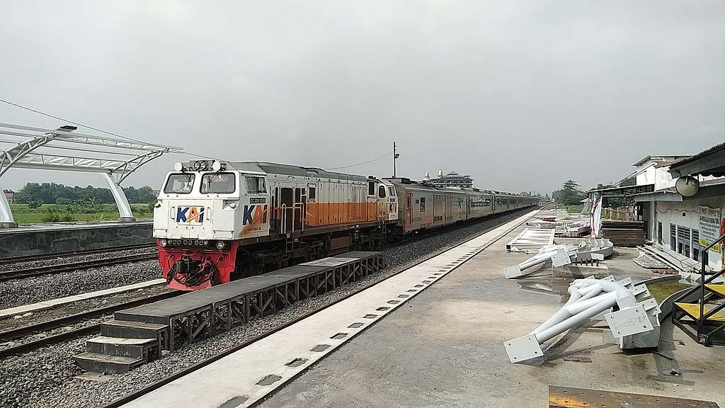 KAI Buka Suara Terkait Kasus Terjatuhnya Penumpang KA Mutiara Selatan