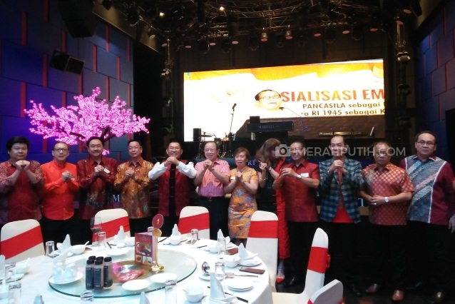 Sambut Tahun Baru Imlek 2569, Fortiber Gelar Santunan dan Petik Pohon Angpao