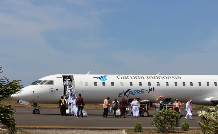 Penumpang pesawat di Kupang