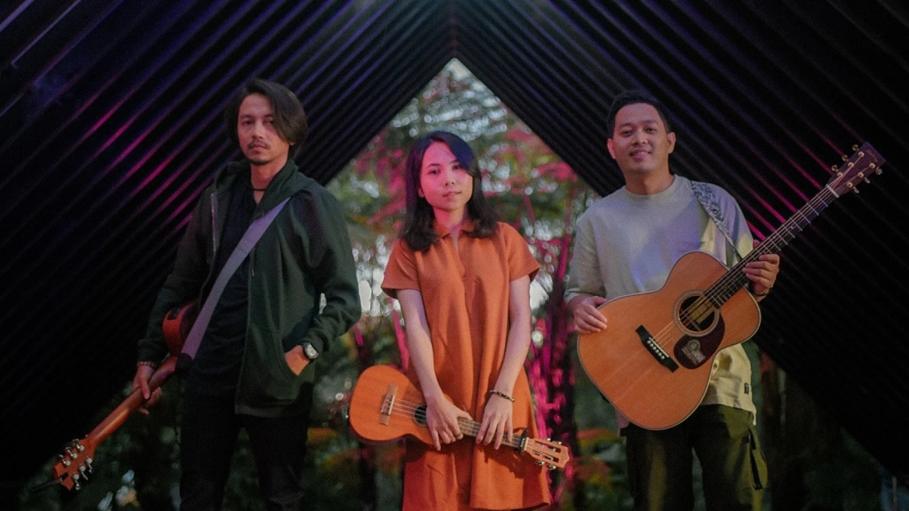 Mengupas Makna Lagu 'Tak Perlu Ada Senja', Kolaborasi Suara Kayu dan Fiersa Besari