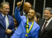 Lewis Hamilton Resmi Dilantik Jadi Warga Negara Kehormatan Brasil