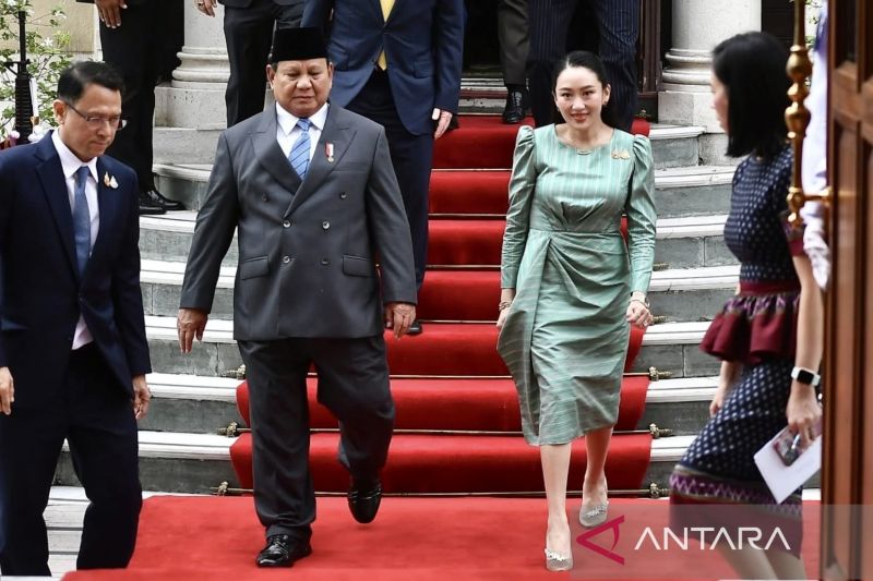 Prabowo Ajak Raja dan PM Thailand Berkunjung ke Indonesia, Perkuat Hubungan Diplomatik Selama 75 Tahun