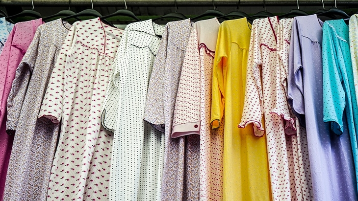 Mau Beli Baju Lebaran? Ini Jenis Bahan Gamis yang Perlu Kamu Tahu