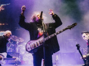 The Cure Luncurkan 2 Single Terbaru untuk Galang Dana Amal