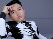 Izal Fanani Rangkum Rasa Sakit Hati Lewat 'Tak Dicintai'