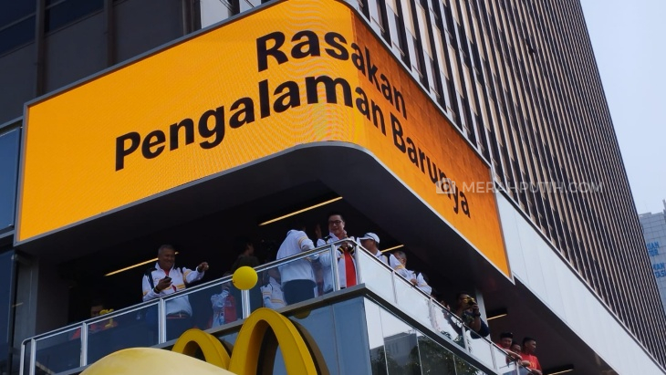 Karena Cinta, Restoran Cepat Saji Ini Kembali