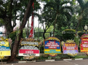Karangan Bunga Hak Interpelasi Formula E Disebut dari Barisan Sakit Hati