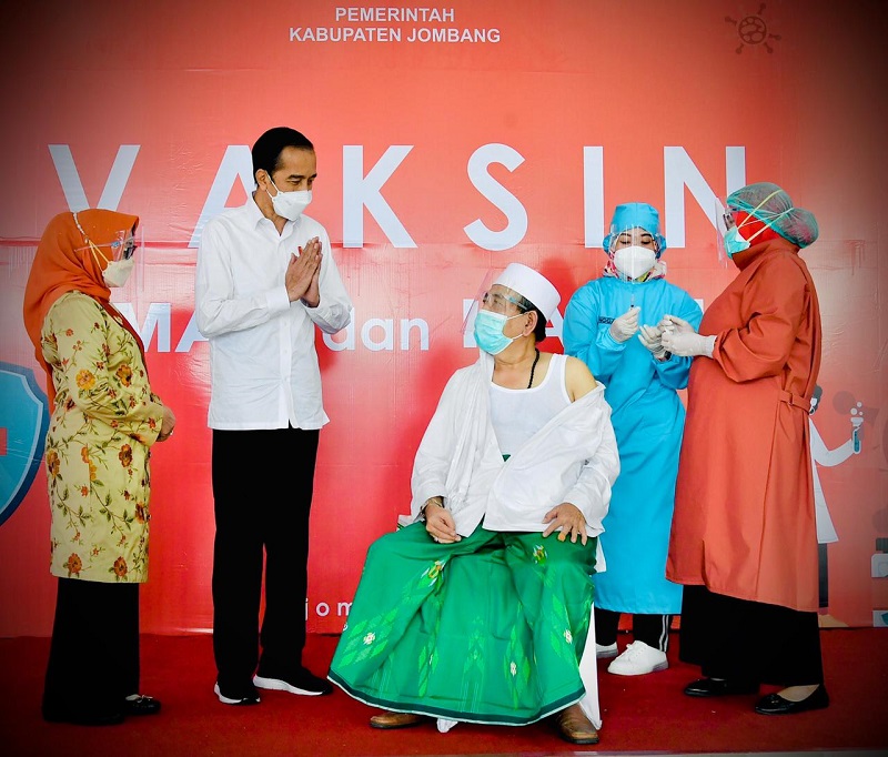Kemenag Minta Warga Tidak Perlu Ragu Terkait Vaksin AstraZeneca