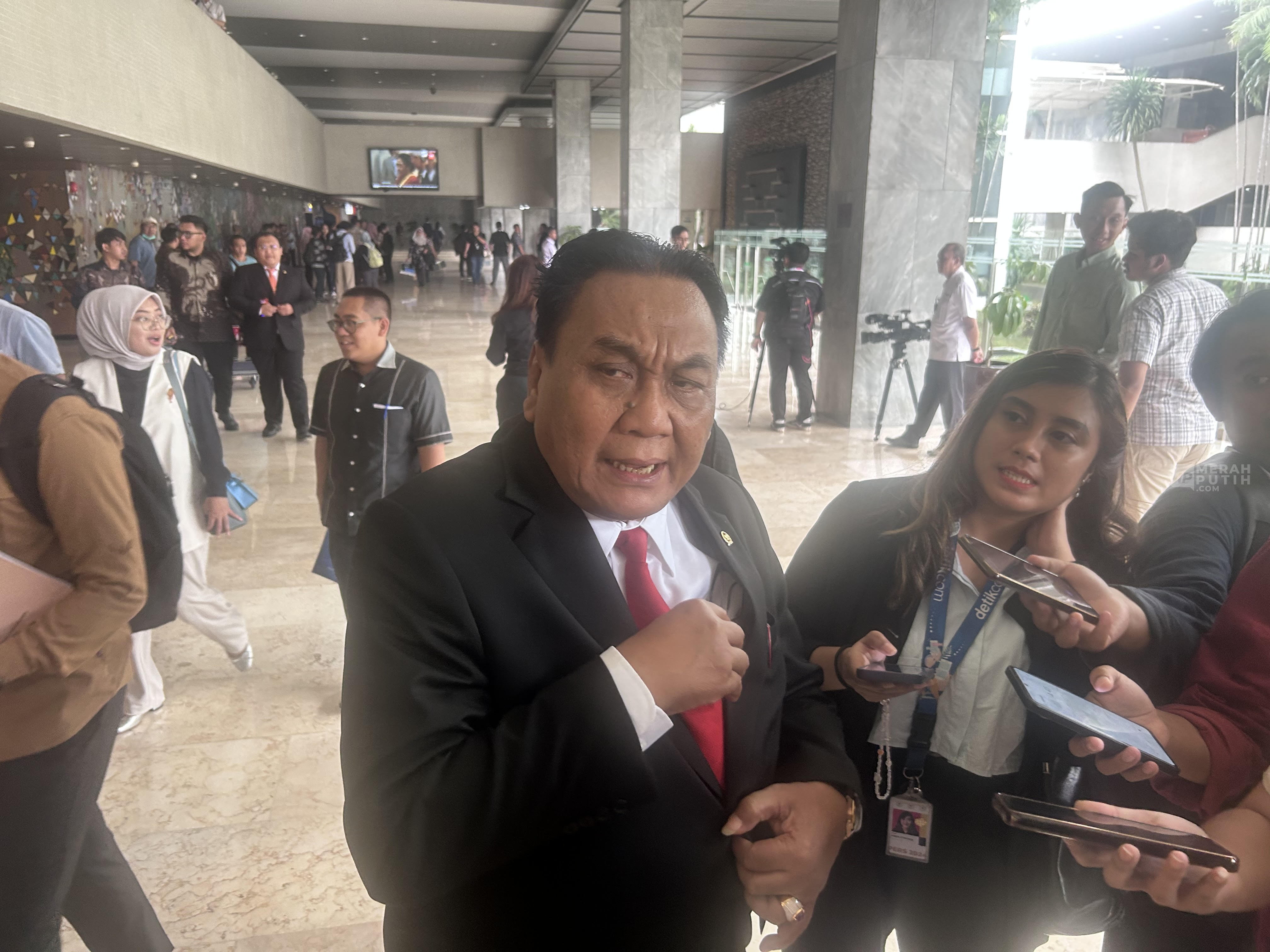 2 Kader PDIP Diisukan Masuk Kabinet Prabowo, Begini Reaksi Bambang Pacul