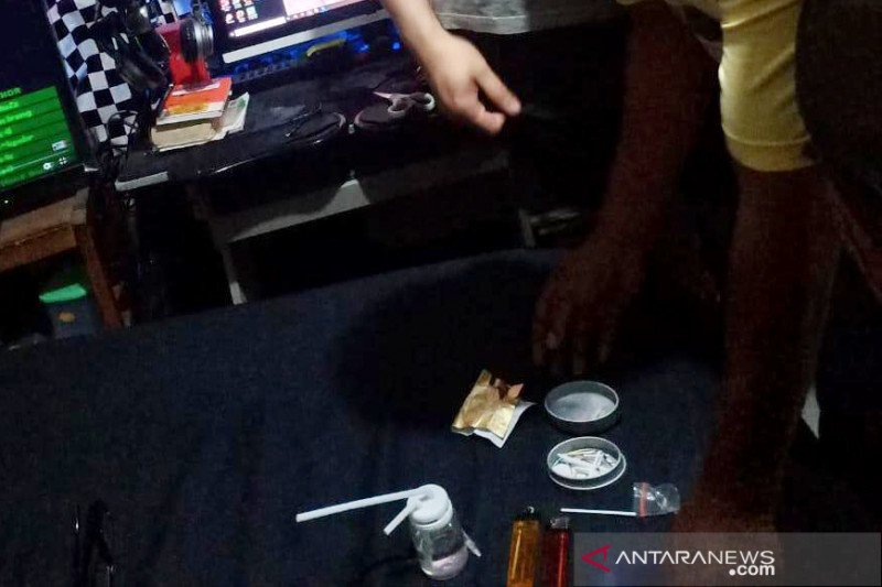 Polisi Tetapkan Artis Jerry Lawalata sebagai Tersangka Kasus Narkoba