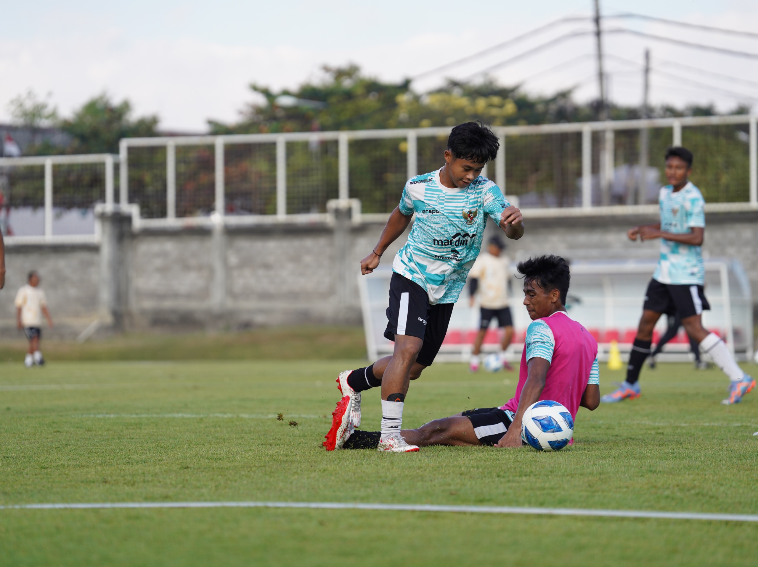Timnas Indonesia U-17 Matangkan Persiapan Melawan India dalam Uji Coba