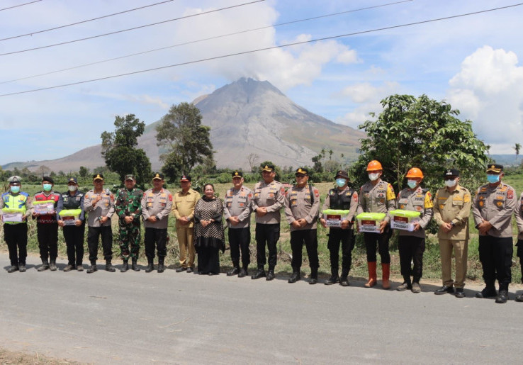 Gunung Sinabung Status Level III Siaga, Radius Bahaya Ditetapkan 6 Km