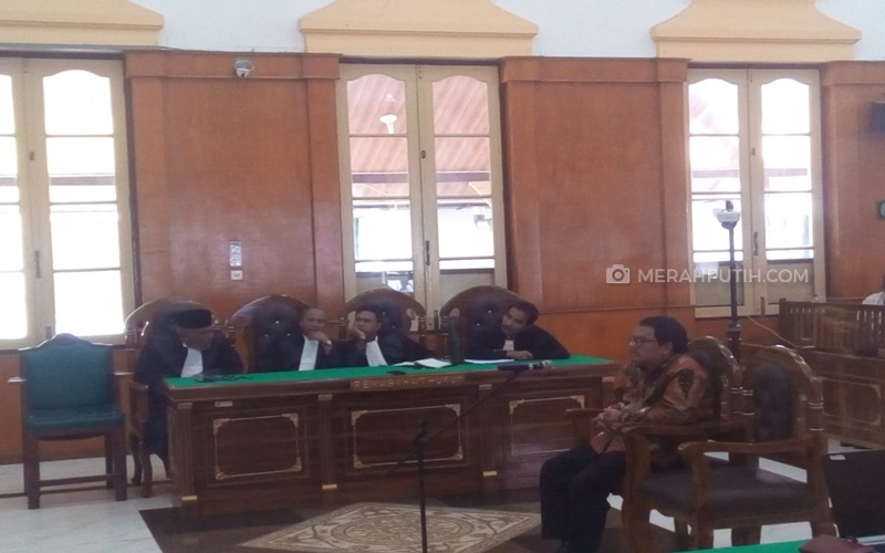 Bupati Labuhan Batu Nonaktif Pangonal Harahap Divonis Tujuh Tahun Penjara