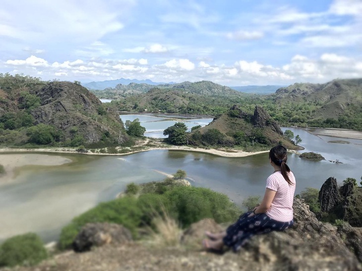 Pemandangan di atas Bukit Tuamese. (Foto: instagram.com/venni_tj)