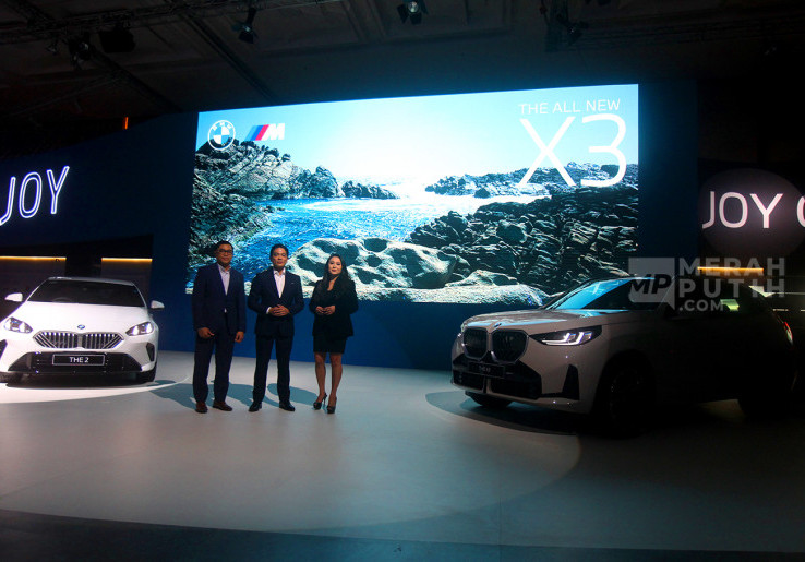 BMW Indonesia Hadirkan SUV Listrik Premium di Ajang GIIAS 2025