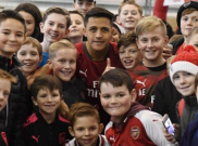 Arsenal Rayakan Natal dengan 150 Anak-anak