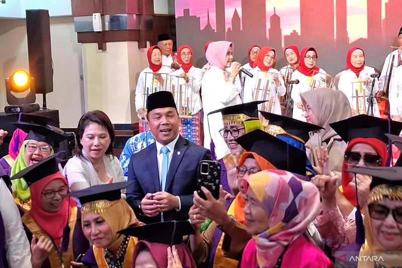 Pemerintah Bakal Keluarkan Kartu Lansia, Biar Turunkan Beban Hidup