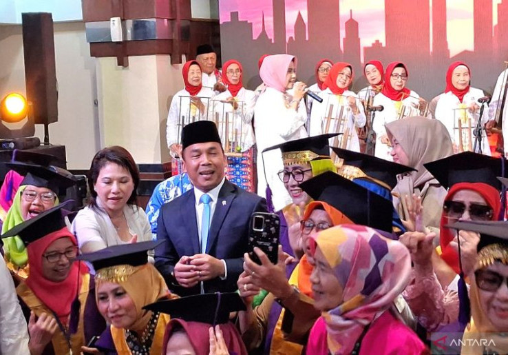 Pemerintah Bakal Keluarkan Kartu Lansia, Biar Turunkan Beban Hidup