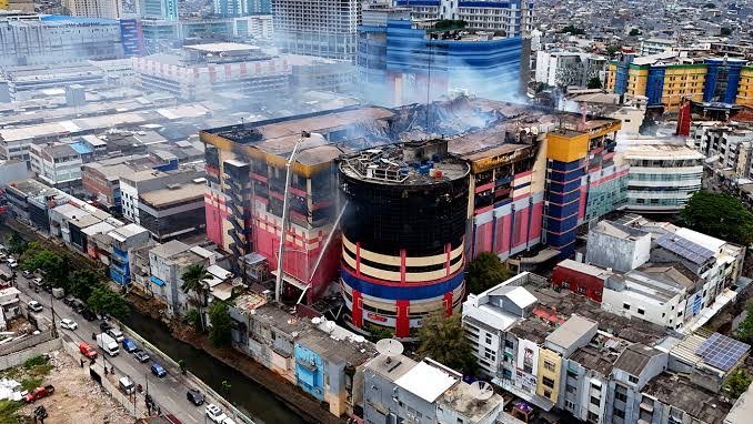 Cerita Dokter Polisi Temukan ‘Benda Misterius’ di Kantong Jenazah Korban Kebakaran Plaza Glodok