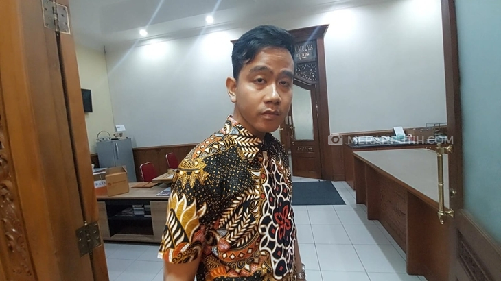 Gibran Minta Baliho Dirinya Bersama Prabowo di Labuan Bajo Diturunkan